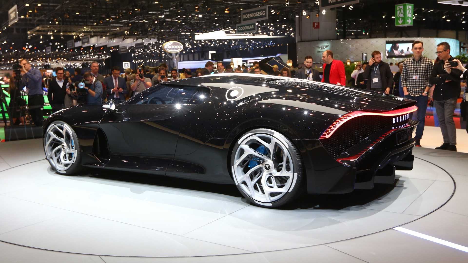 Новая Бугатти la voiture noire